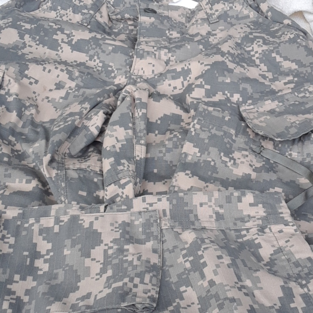 Womans army pants